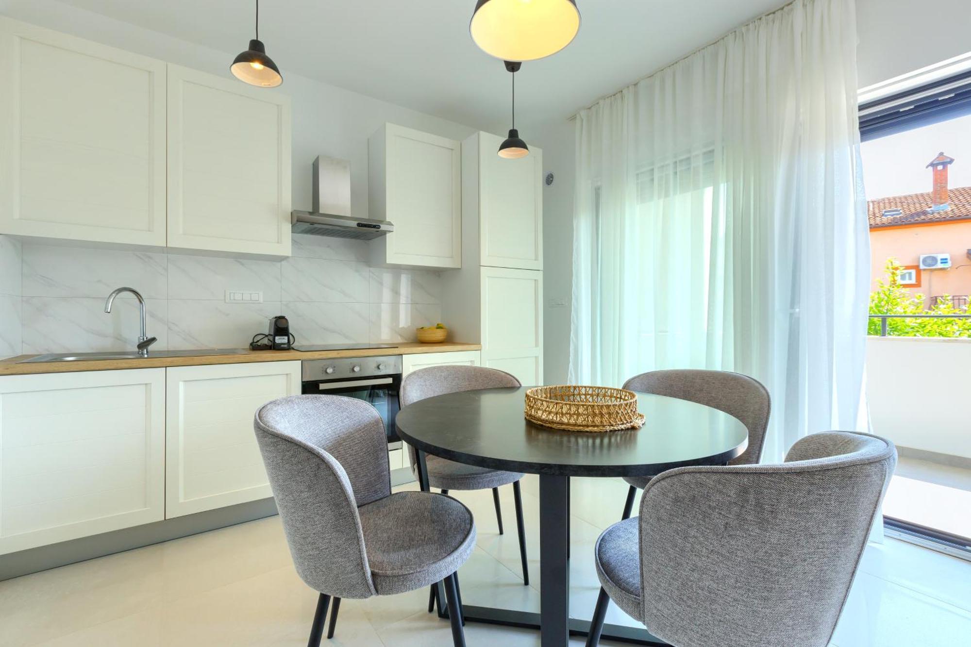 Apartments La Scogliera Rovinj Room photo