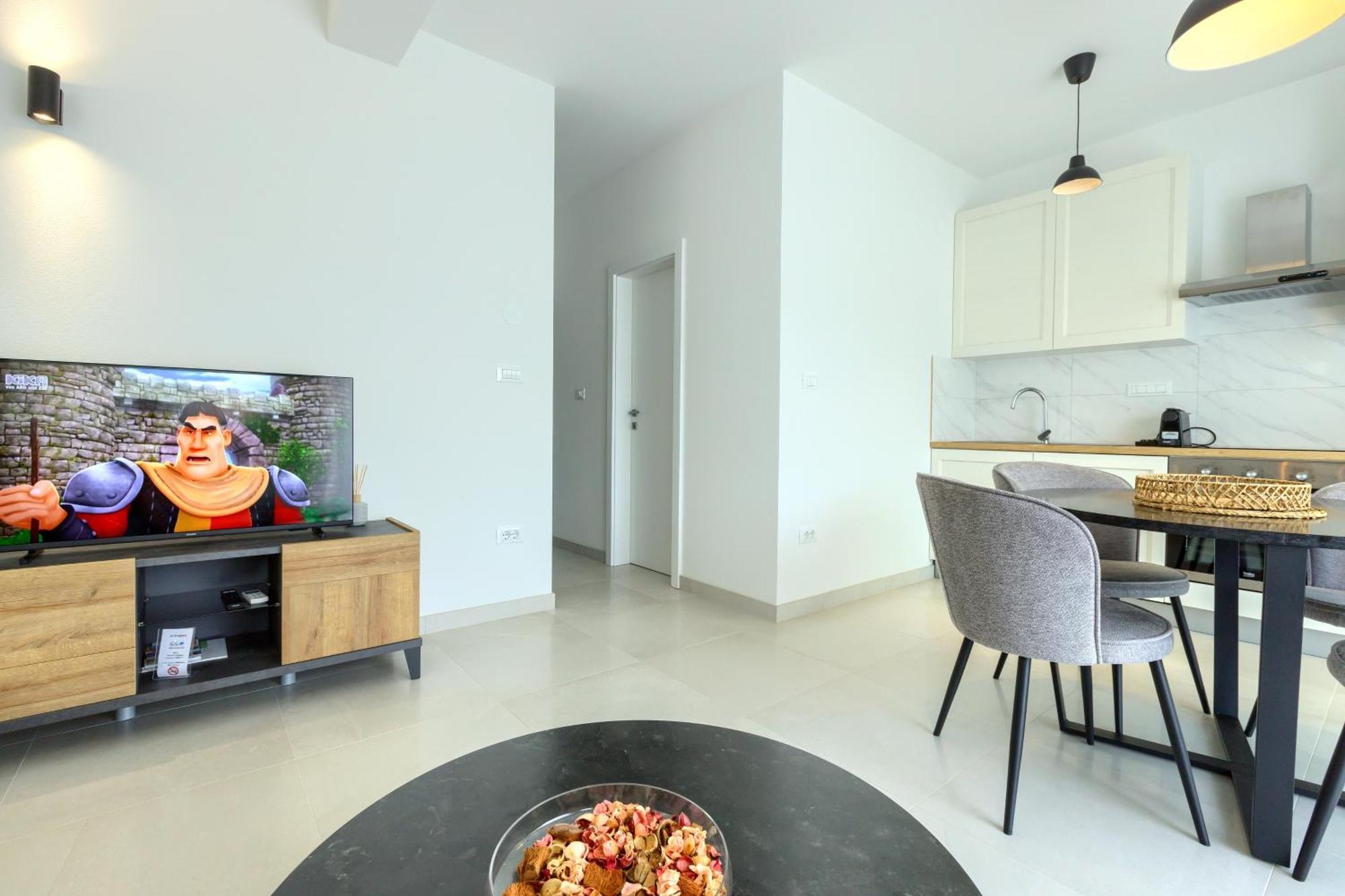 Apartments La Scogliera Rovinj Room photo